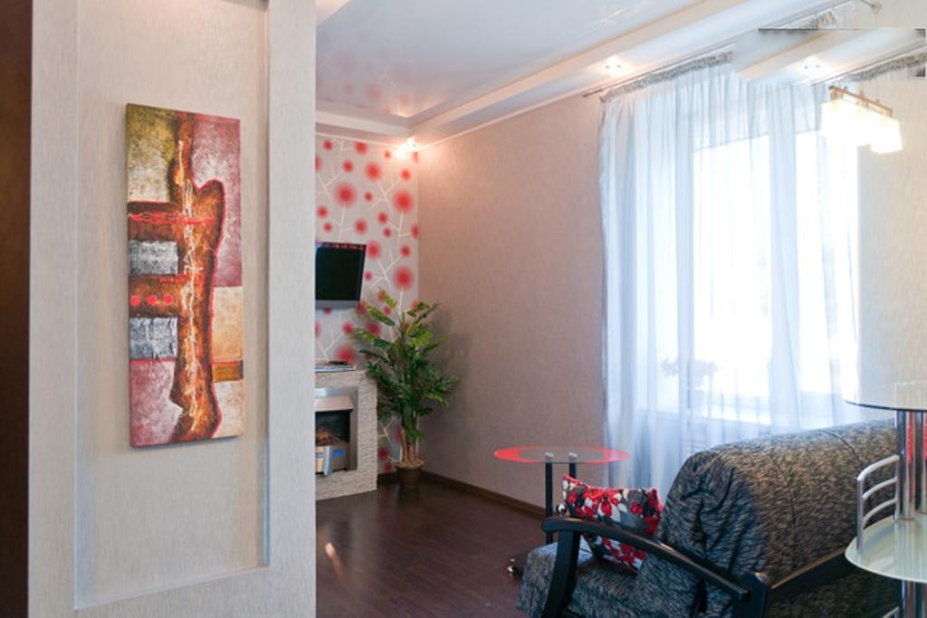 Modern Luxury Studio In The Center Of Kharkiv At Konstitutsii Square Dış mekan fotoğraf
